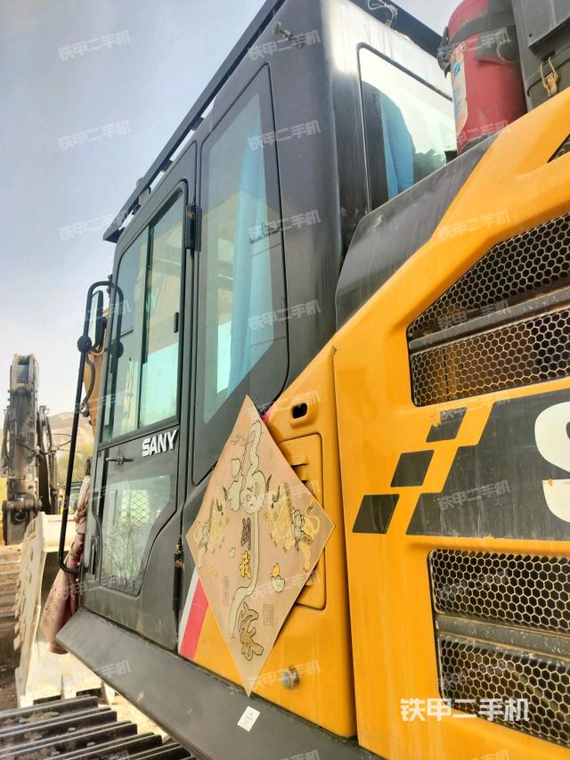 駕駛室左后45度（駕駛室部分）