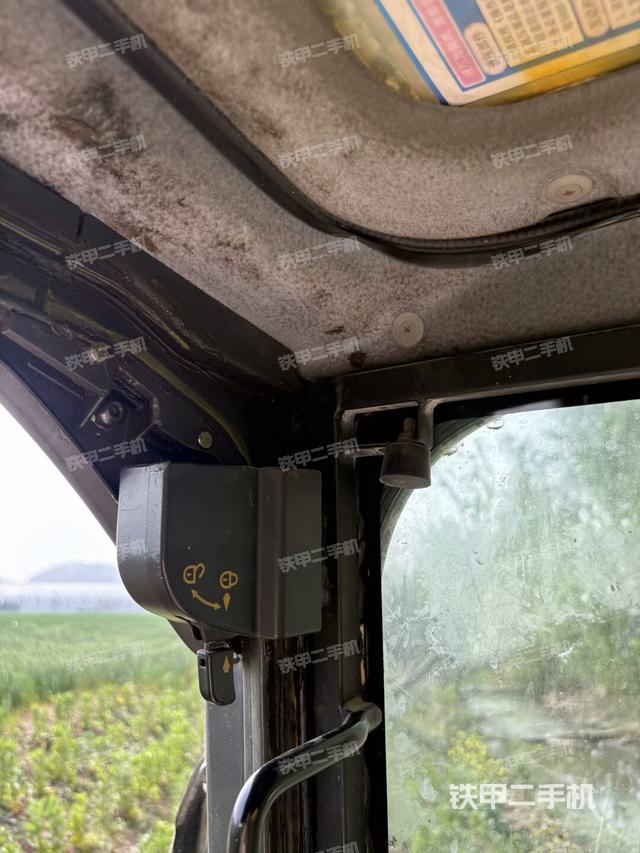 驾驶室正侧（驾驶室部分）