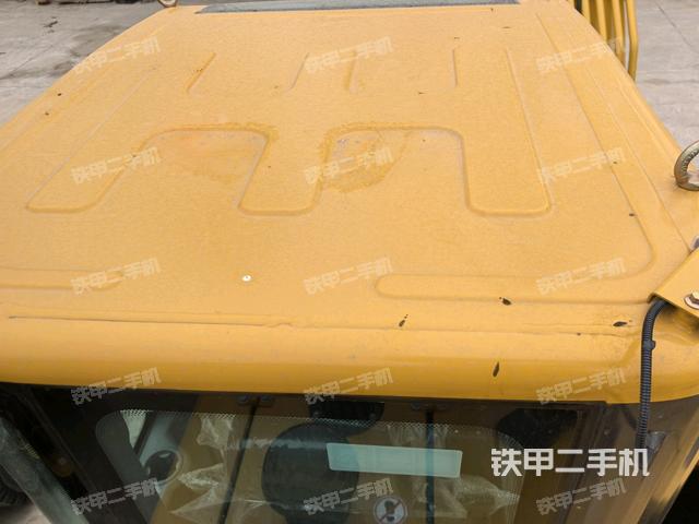 駕駛室頂部（整機(jī)外觀）