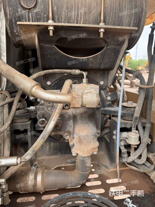 液壓泵室（大件艙室）