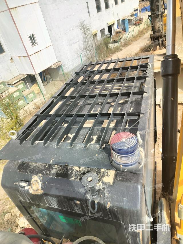 駕駛室頂部俯視（上車部件）