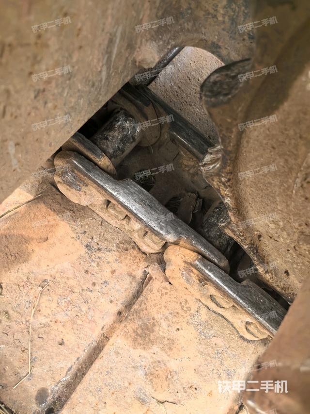 右側(cè)履帶整體（行走機構(gòu)）