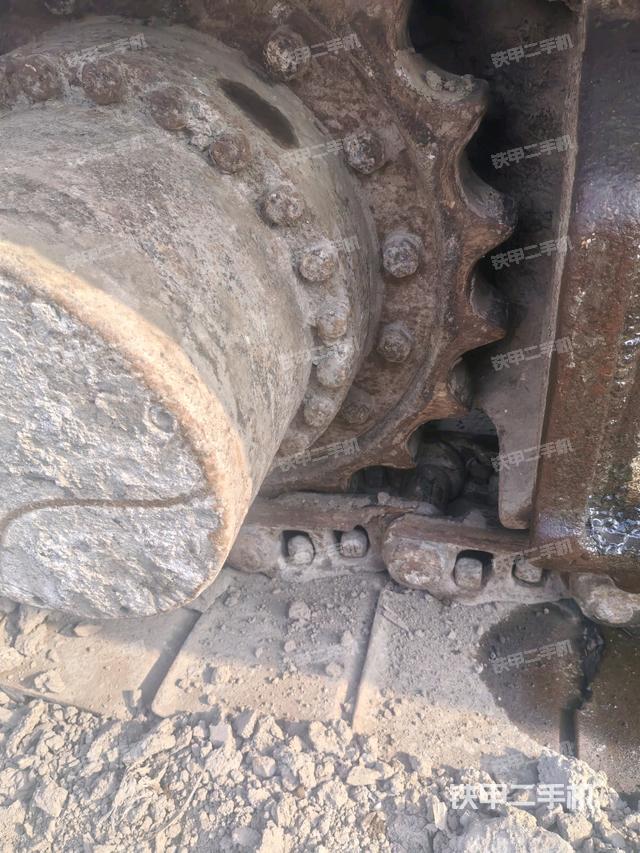 右驅(qū)動(dòng)輪(行走機(jī)構(gòu)) 右驅(qū)動(dòng)輪(行走機(jī)構(gòu))