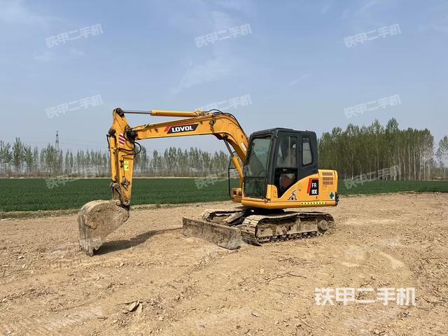 駕駛室整體（整機(jī)外觀）