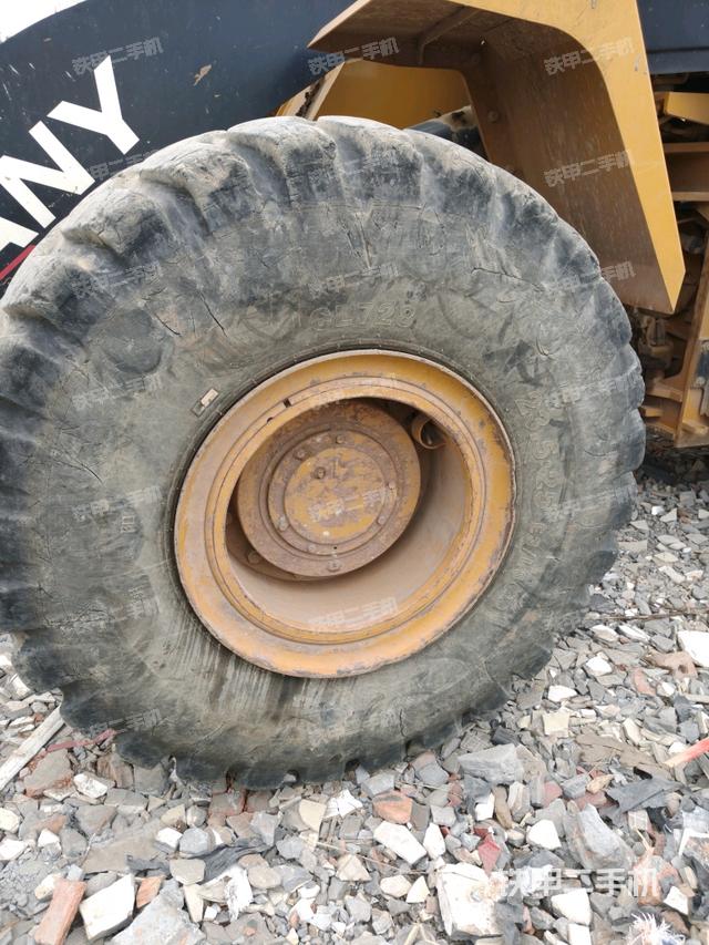 右后輪(行走機(jī)構(gòu)) 右后輪(行走機(jī)構(gòu))