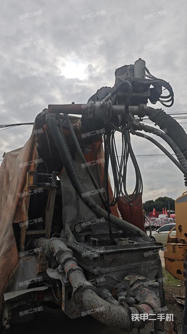 整機(jī)左側(cè)(設(shè)備外觀及核心部件) 整機(jī)左側(cè)(設(shè)備外觀及核心部件)