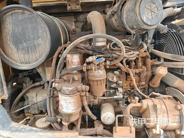發(fā)動(dòng)機(jī)室(上車部件) 發(fā)動(dòng)機(jī)室(上車部件)