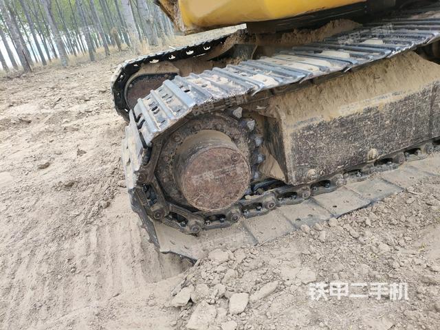 右驅(qū)動(dòng)輪(行走機(jī)構(gòu)) 右驅(qū)動(dòng)輪(行走機(jī)構(gòu))