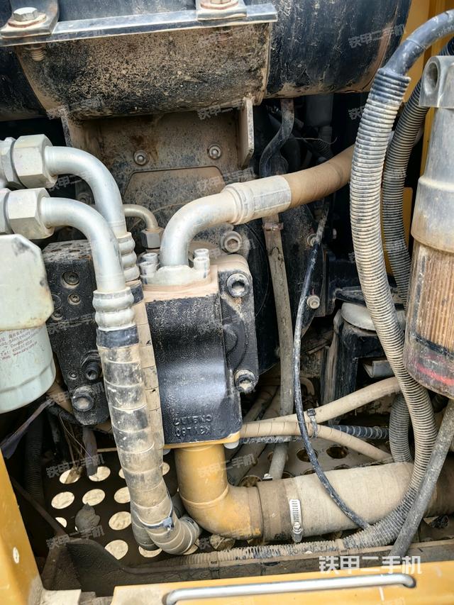 液壓泵室（大件艙室）