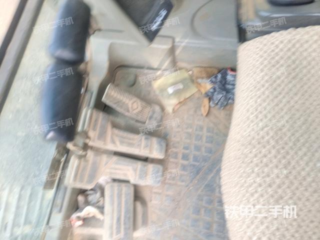 座椅后部（駕駛室部分）