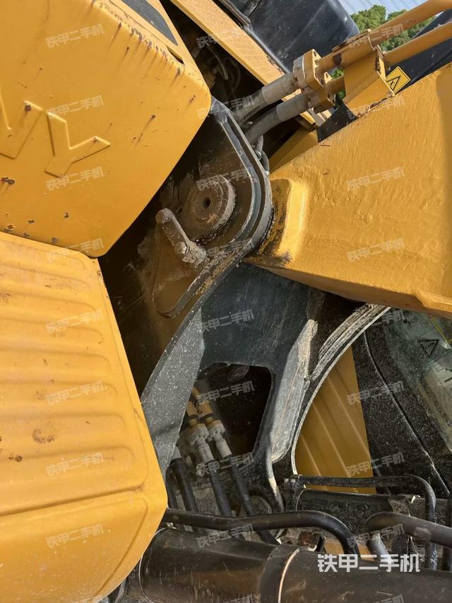 大臂根部?斜視（工作和回轉(zhuǎn)裝置）