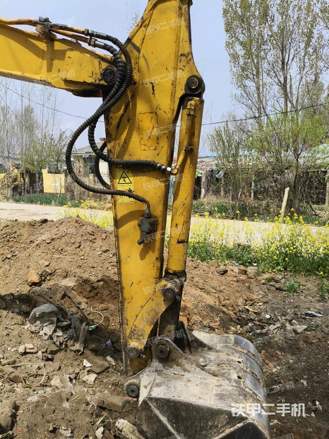 小臂整體左后（工作和回轉(zhuǎn)裝置）