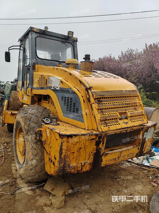 整機(jī)左側(cè)（設(shè)備外觀(guān)及核心部件）