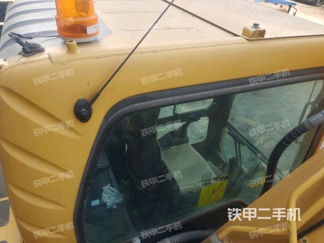 發(fā)動(dòng)機(jī)室（上車部件）