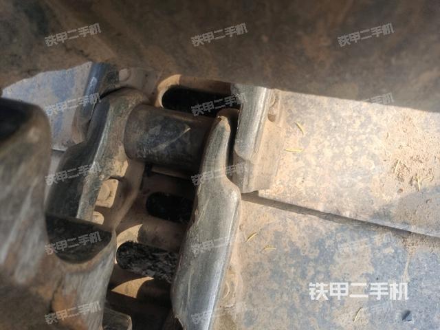 左側(cè)行走馬達(dá)蓋板（行走機(jī)構(gòu)）