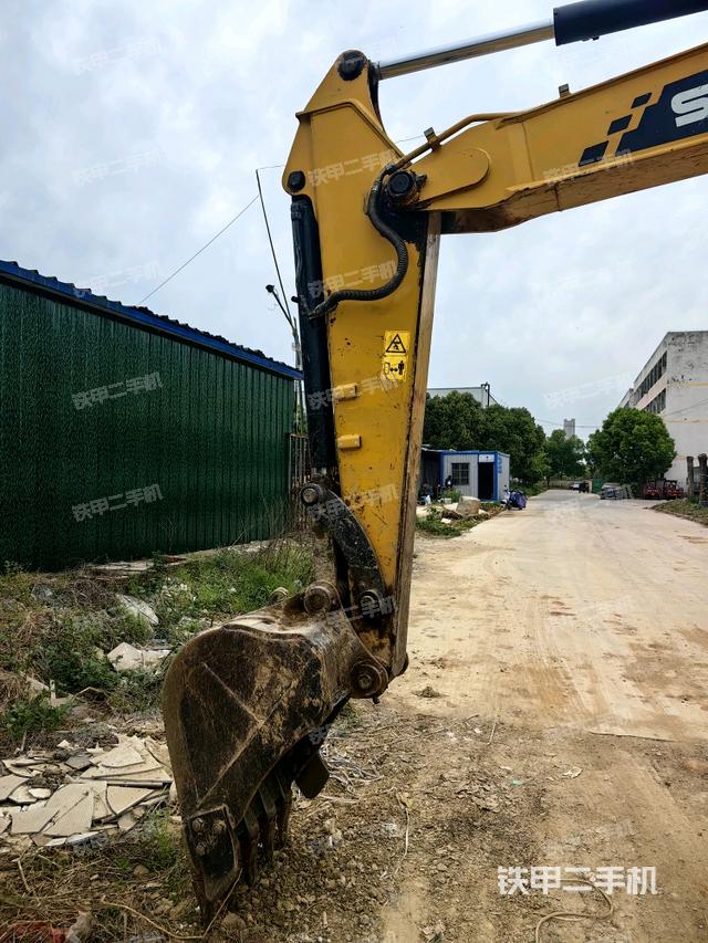 小臂整體左后（工作和回轉(zhuǎn)裝置）