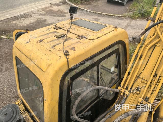 駕駛室頂部俯視（上車部件）