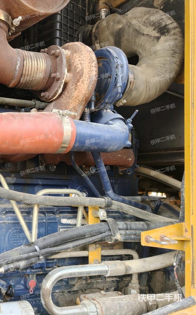 散熱器正面（動(dòng)力系統(tǒng)）