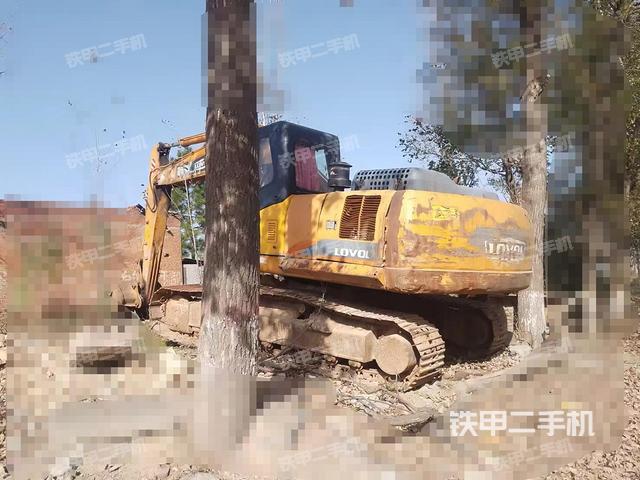 單側(cè)履帶整體（整機(jī)外觀）