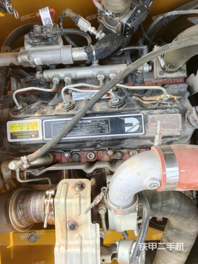 發(fā)動機整體俯視(整機外觀) 發(fā)動機整體俯視(整機外觀)