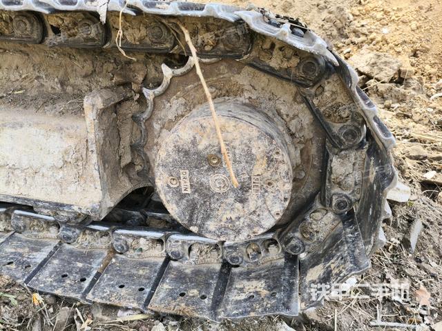 左驅(qū)動(dòng)輪（行走機(jī)構(gòu)）