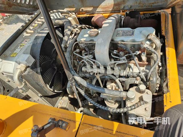 發(fā)動(dòng)機(jī)整體俯視(整機(jī)外觀) 發(fā)動(dòng)機(jī)整體俯視(整機(jī)外觀)