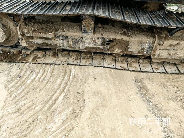 左側(cè)履帶整體?（行走機構(gòu)）