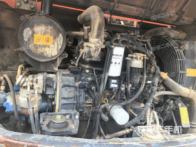 發(fā)動機室(上車部件) 發(fā)動機室(上車部件)