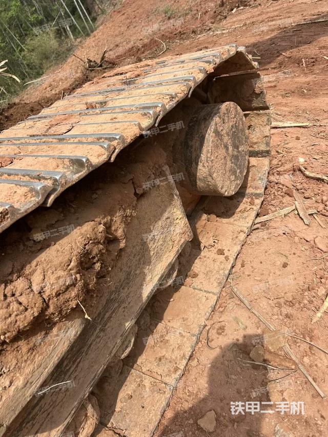 左側(cè)行走馬達(dá)蓋板（行走機(jī)構(gòu)）