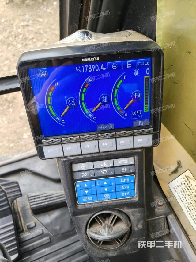 顯示屏?（駕駛室部分）