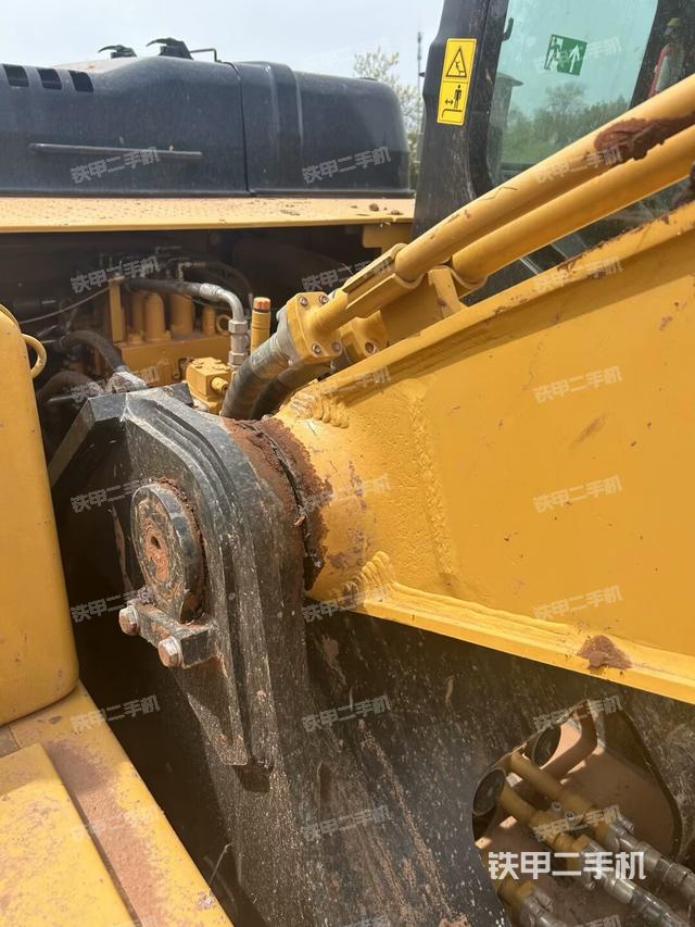 大臂根部?斜視（工作和回轉(zhuǎn)裝置）