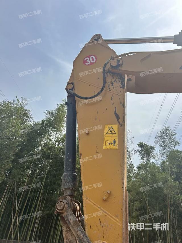 小臂整體左后（工作和回轉(zhuǎn)裝置）