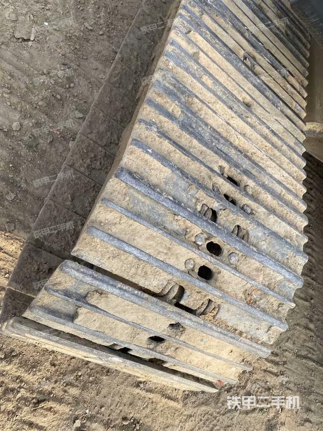 單側(cè)履帶整體（整機外觀）