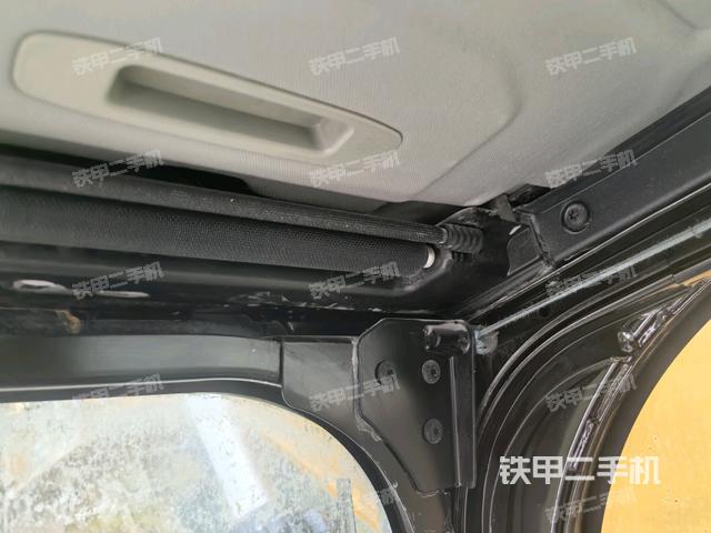 后窗玻璃角標(biāo)(駕駛室部分) 后窗玻璃角標(biāo)(駕駛室部分)