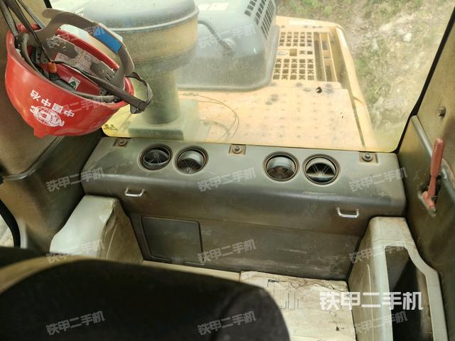 后窗玻璃角標(biāo)（駕駛室部分）