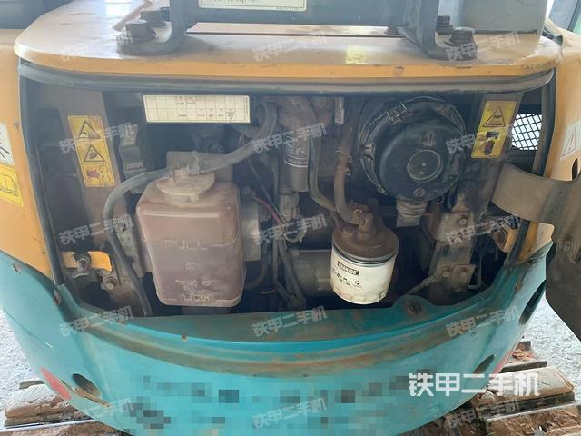 發(fā)動機整體俯視(整機外觀) 發(fā)動機整體俯視(整機外觀)