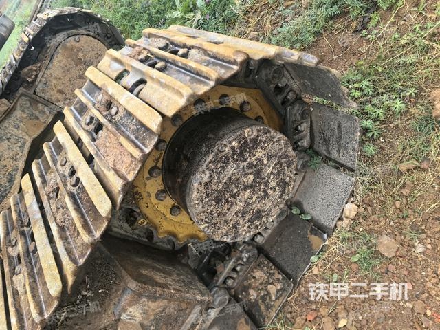 左側(cè)行走馬達(dá)蓋板(行走機(jī)構(gòu)) 左側(cè)行走馬達(dá)蓋板(行走機(jī)構(gòu))