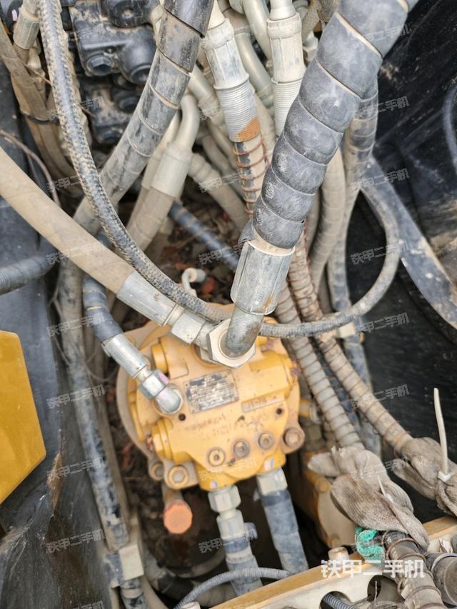 回轉(zhuǎn)馬達(dá)（上車(chē)部件）