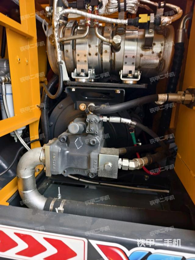 液壓泵室（大件艙室）