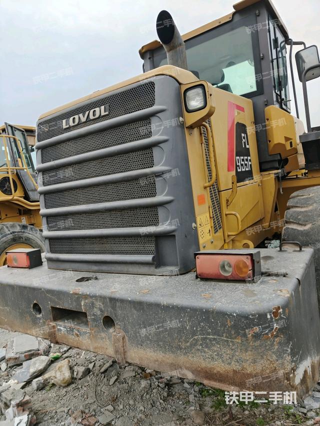 正后方（整機(jī)外觀）