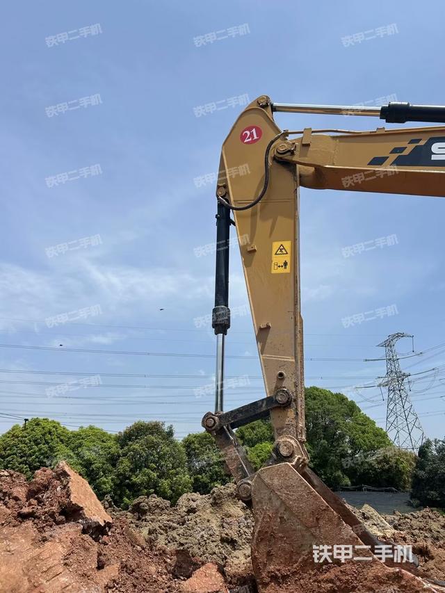 小臂整體左后（工作和回轉(zhuǎn)裝置）