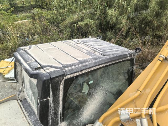 駕駛室頂部俯視(上車部件) 駕駛室頂部俯視(上車部件)
