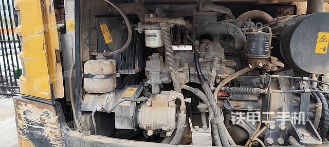 发动机整体俯视（整机外观）