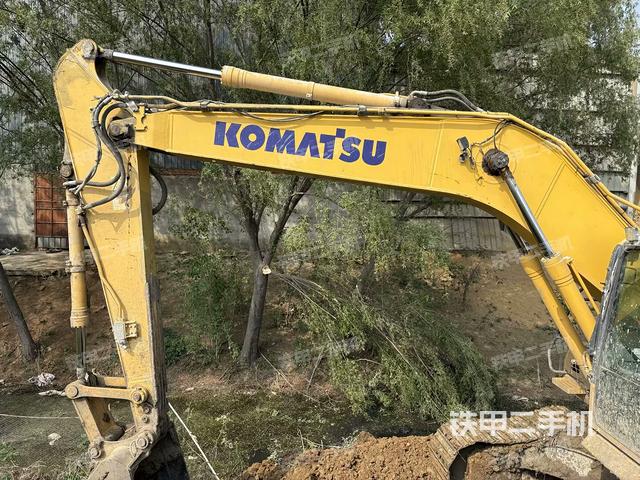 大臂整体 右侧（工作和回转装置）