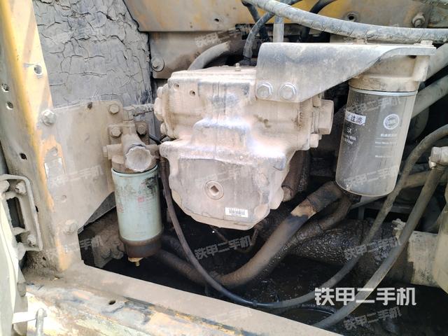 液壓泵斜45?左(大件艙室) 液壓泵斜45?左(大件艙室)