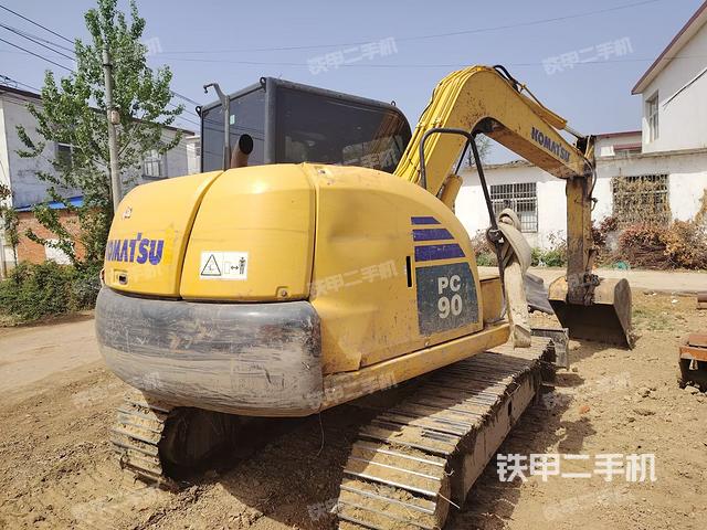 整機(jī)右后45°(整機(jī)外觀) 整機(jī)右后45°(整機(jī)外觀)