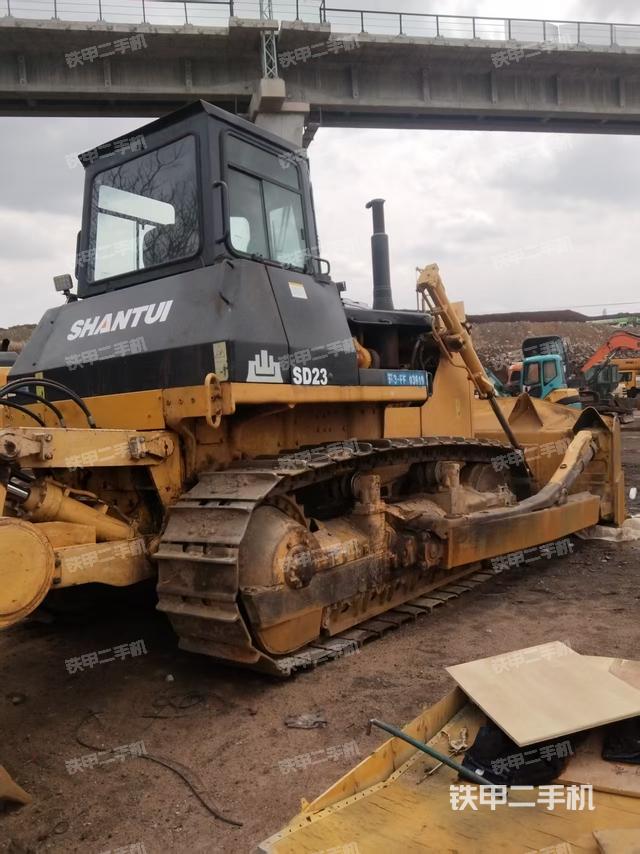 整機(jī)右后45°（設(shè)備外觀及核心部件）