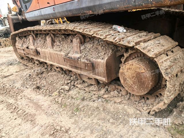 右側(cè)履帶整體（行走機(jī)構(gòu)）