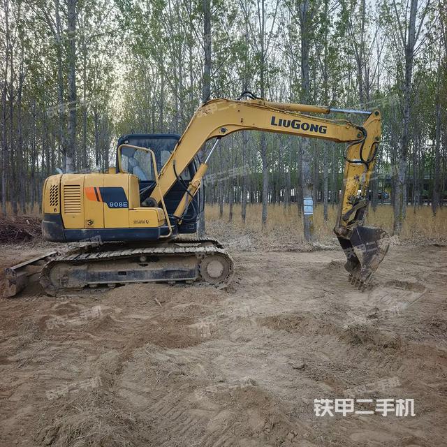 整機右后45°（整機外觀）