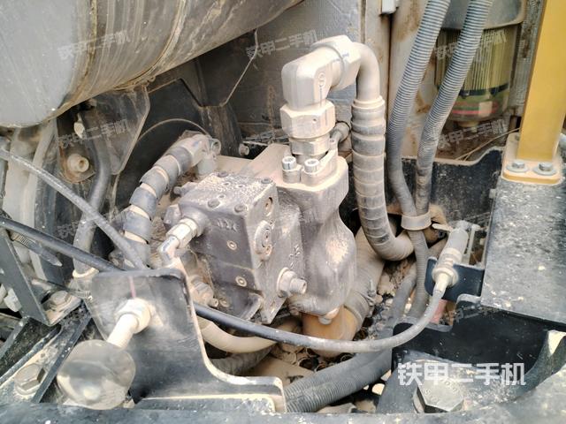 液壓泵室（大件艙室）